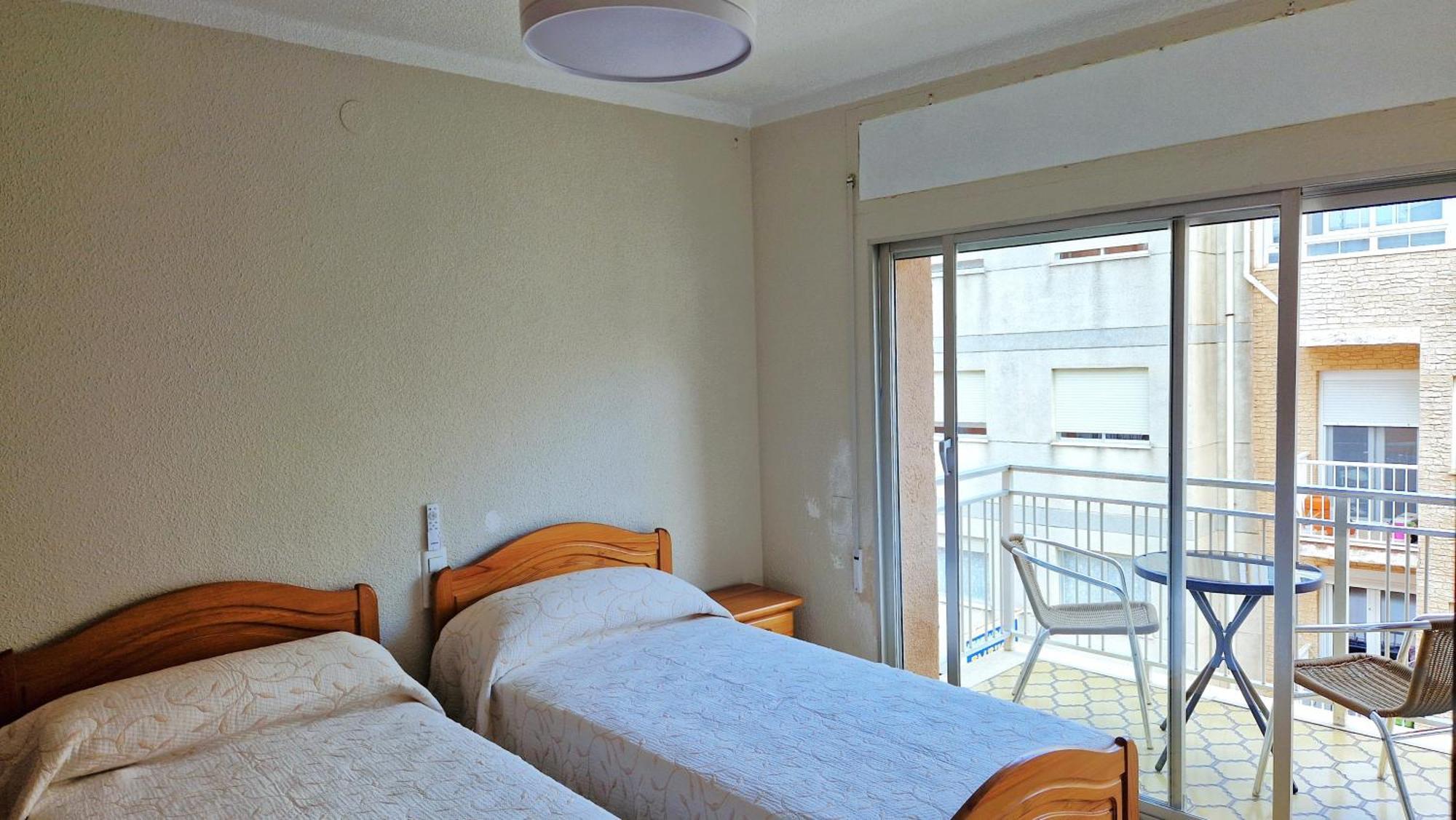 Apartamentos Centricos Playa Norte Peñíscola Quarto foto